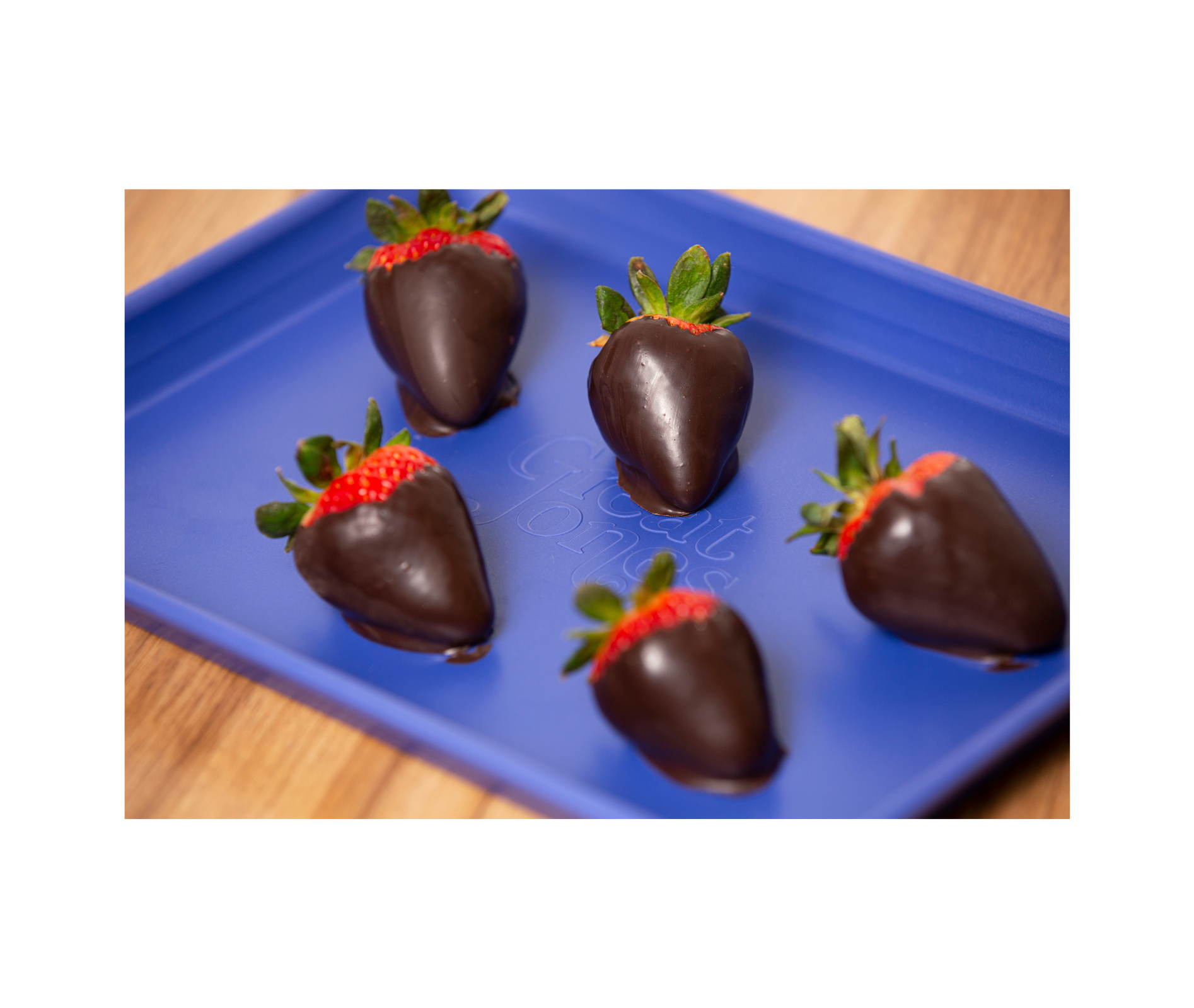 02-little-sheet-blueberry-lifestyle_26512477-195e-4d22-8567-31bd17adf02f.png